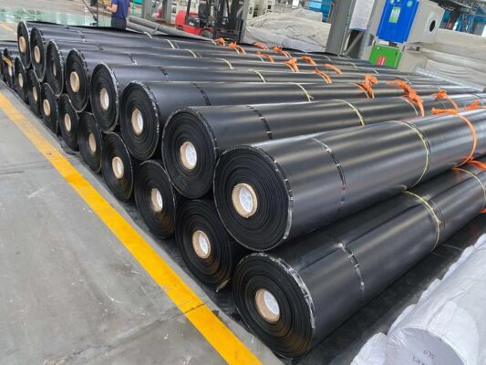 Bạt lót hồ nuôi tôm